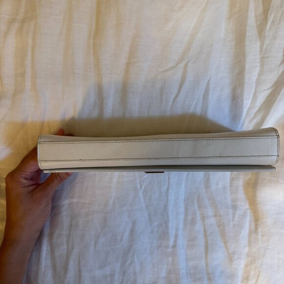 Saint Laurent Monogramme Clutch - Picture 3 of 6